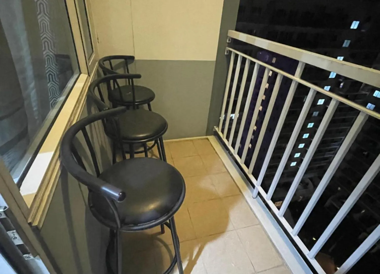 2Bedroom With 2Balcony With Pool View 1633-34 Manila 0*,  Philippines