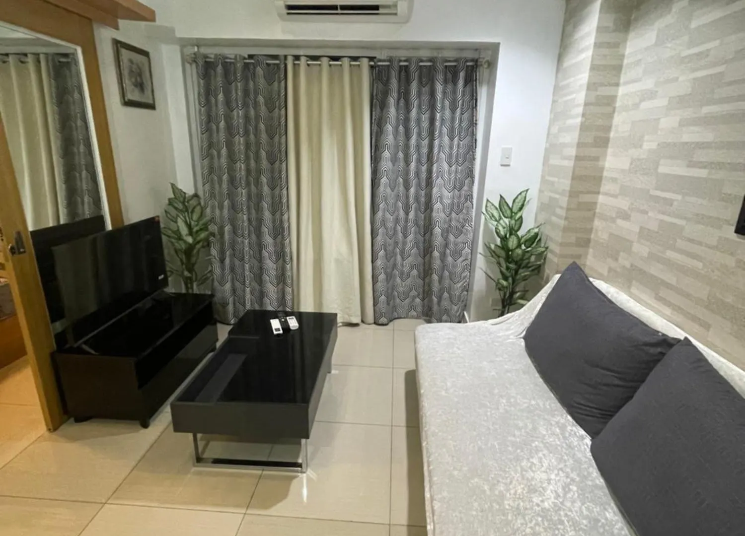 2Bedroom With 2Balcony With Pool View 1633-34 Manila